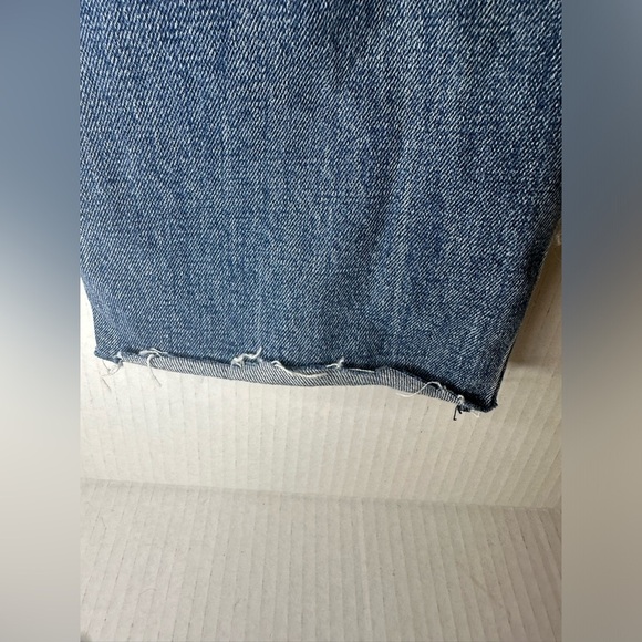 Abercrombie & Fitch Curve Love Ultra High Rise 90s Straight Jean - Picture 8 of 10